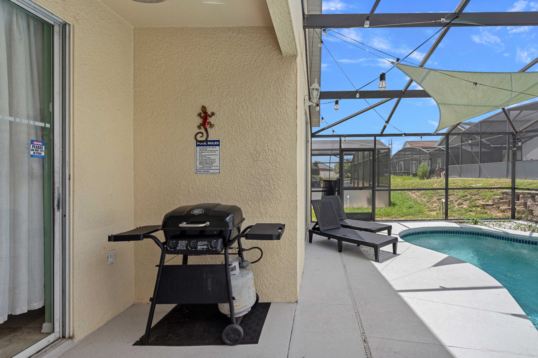 BBQ Grill & Patio